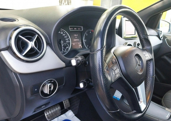 Mercedes-Benz Klasa B cena 45900 przebieg: 140000, rok produkcji 2012 z Tarczyn małe 154